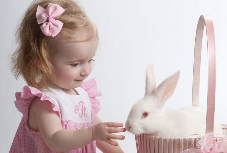 Photographers Choice: Easter Baby Pictures with bunny
